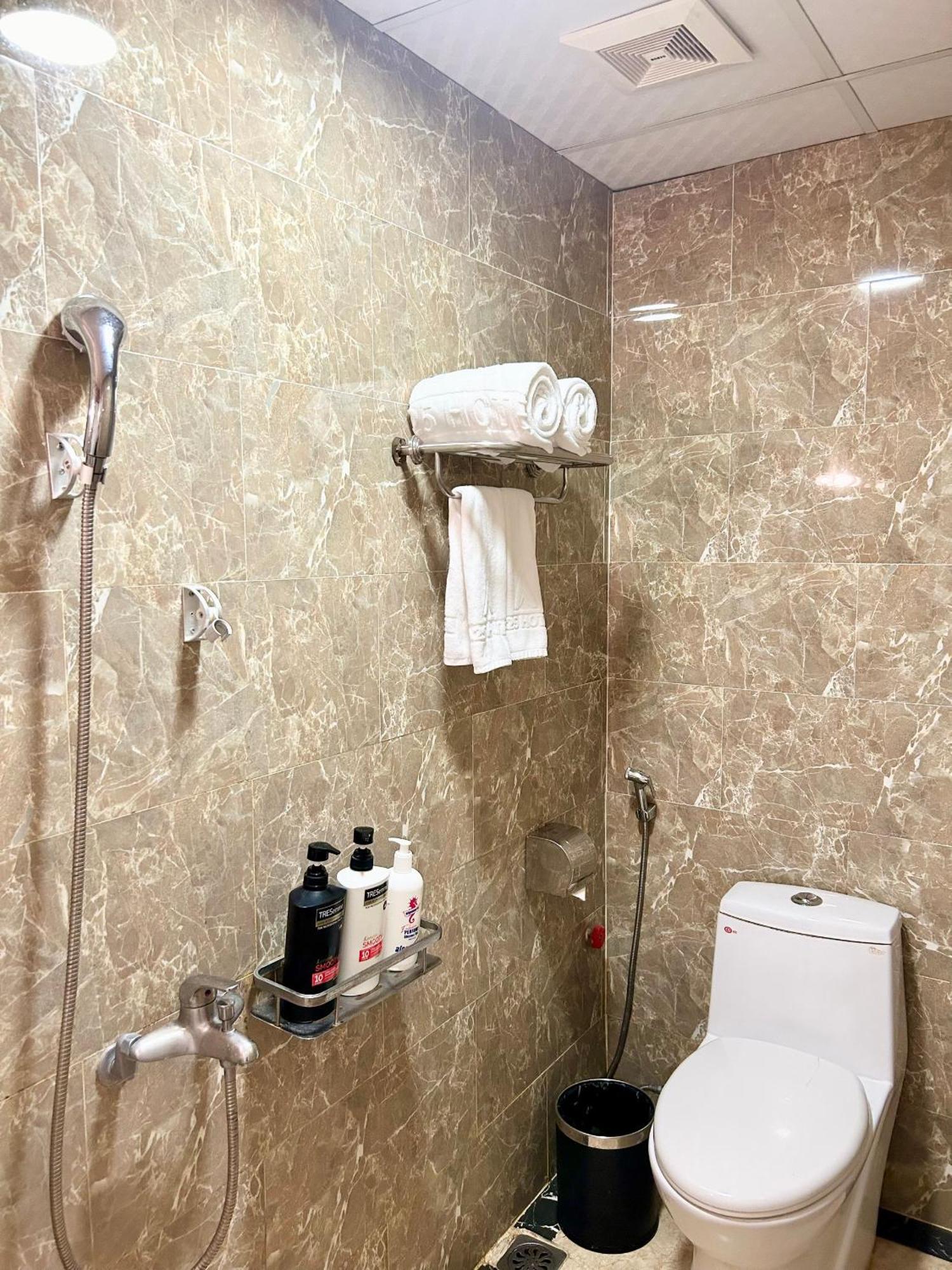 A25 Hotel - 185 Lo Duc Hanoi Eksteriør billede